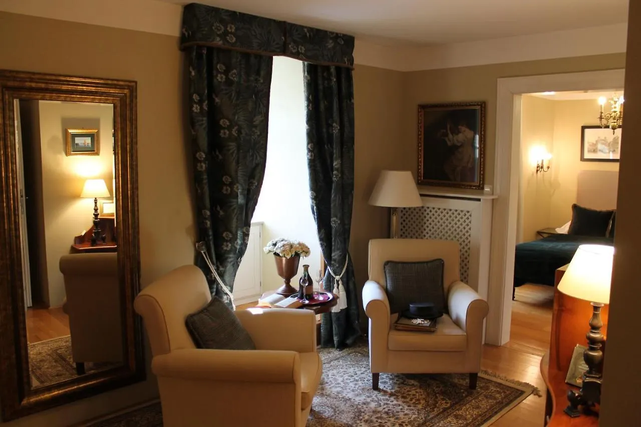 Villa Trapp Зальцбург Отель